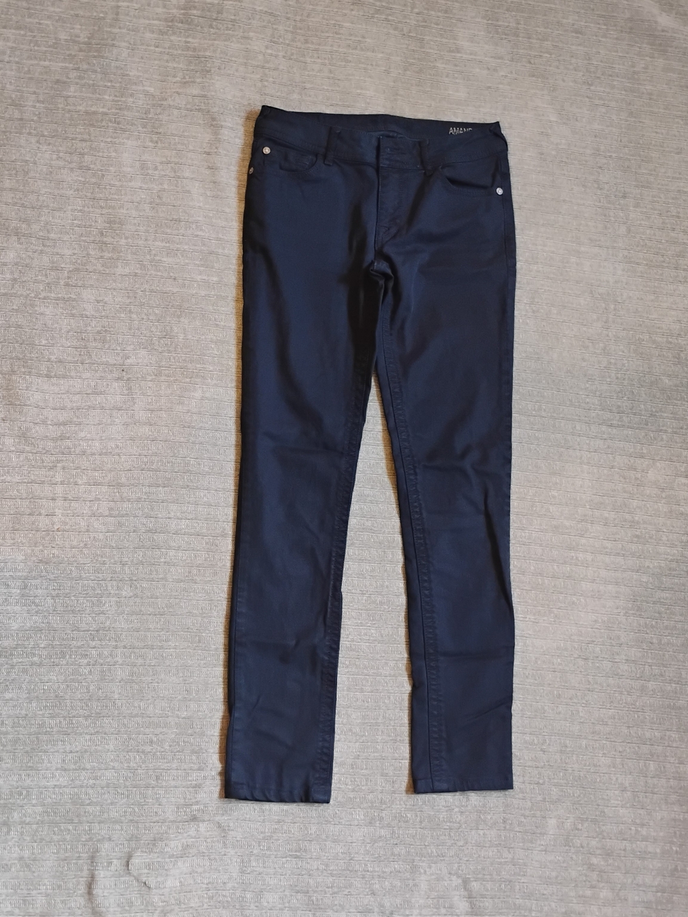 DL1961 "Amanda" Skinny Premium Jeans in Bombay Navy - Size 26